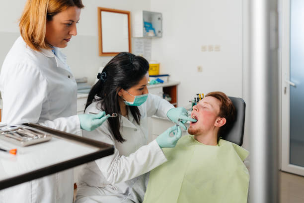 Best Emergency Dental Care for Broken or Chipped Teeth in St Bonifacius, MN